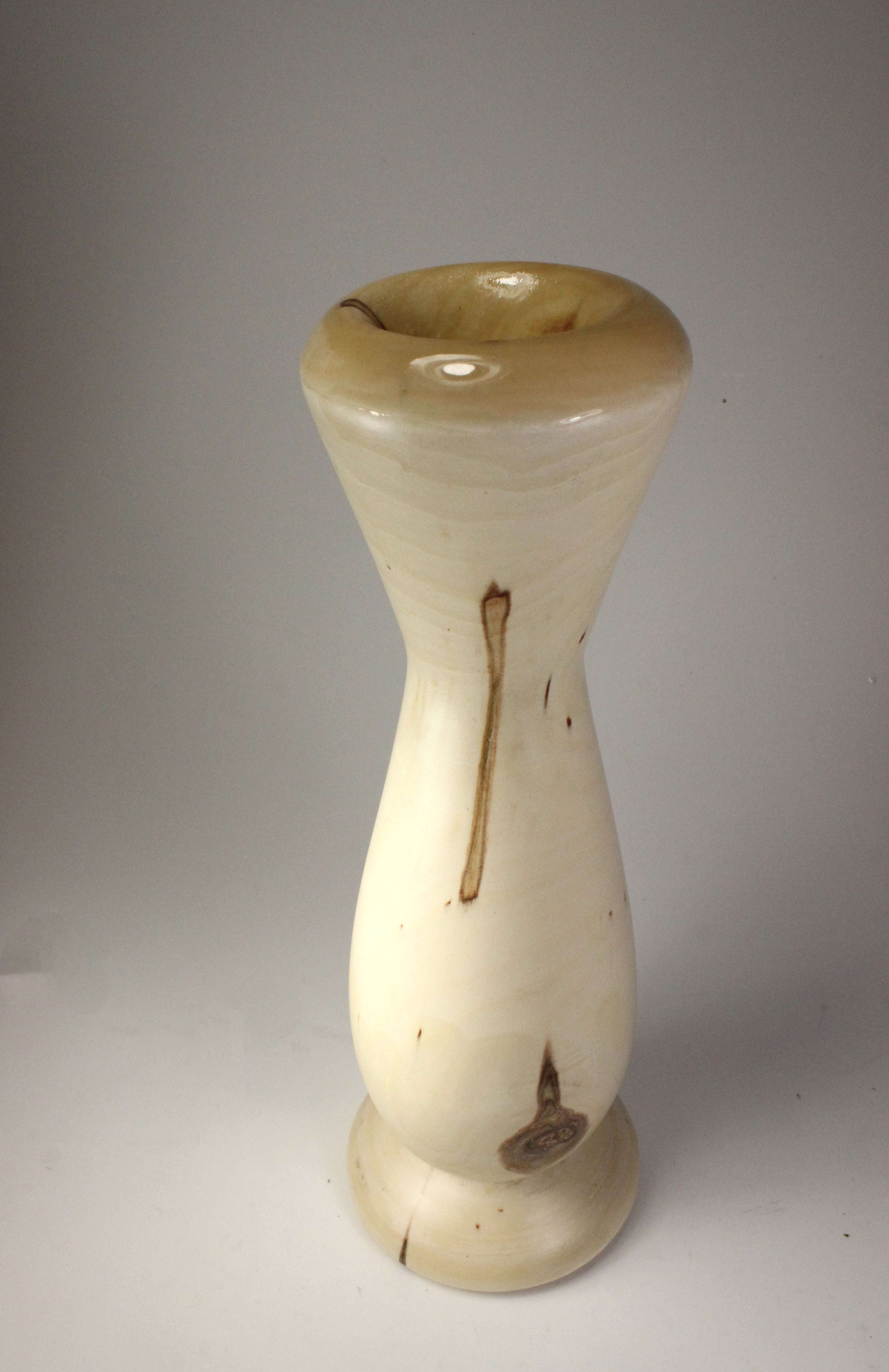 Vase en bois de peuplier