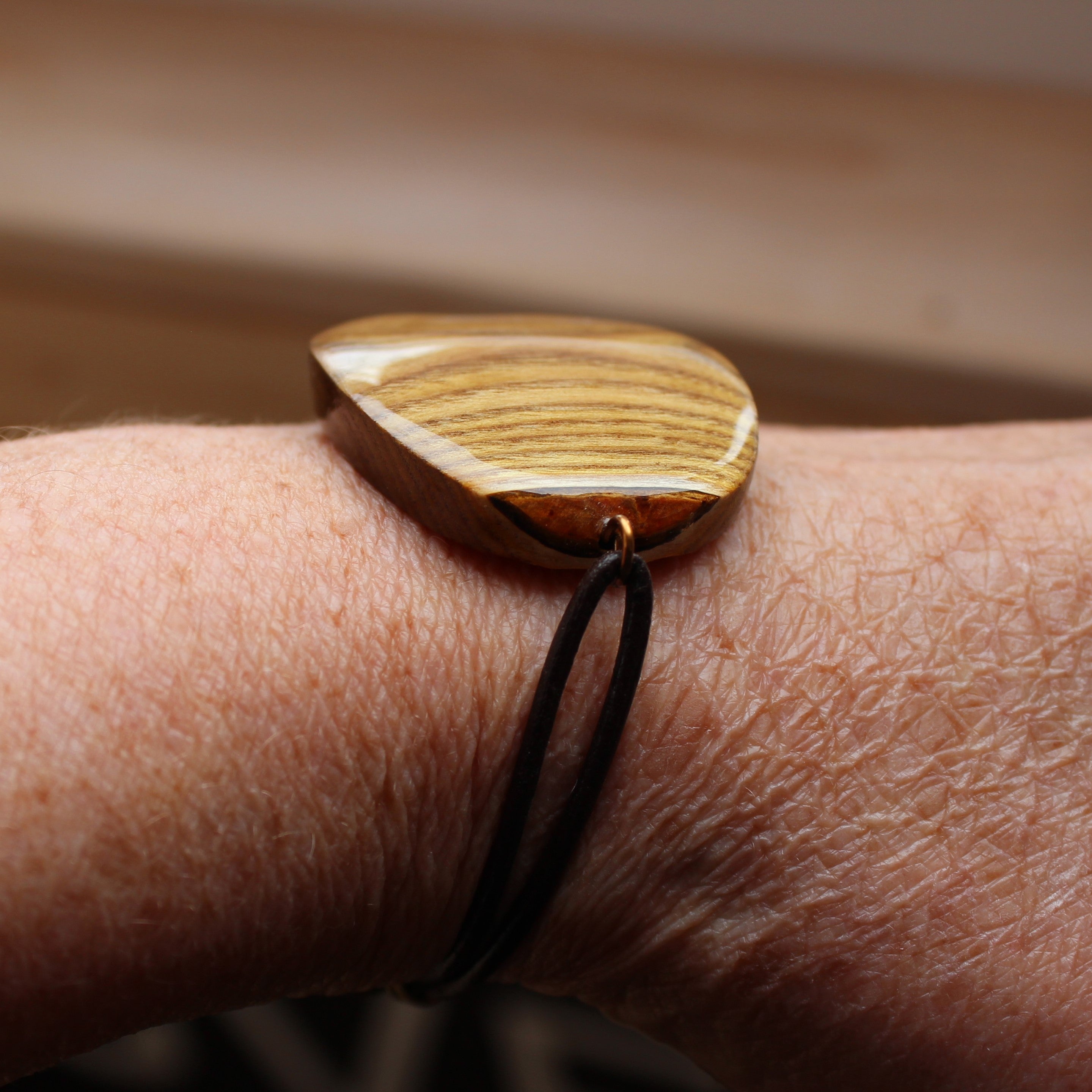 Vinegar wood bracelet