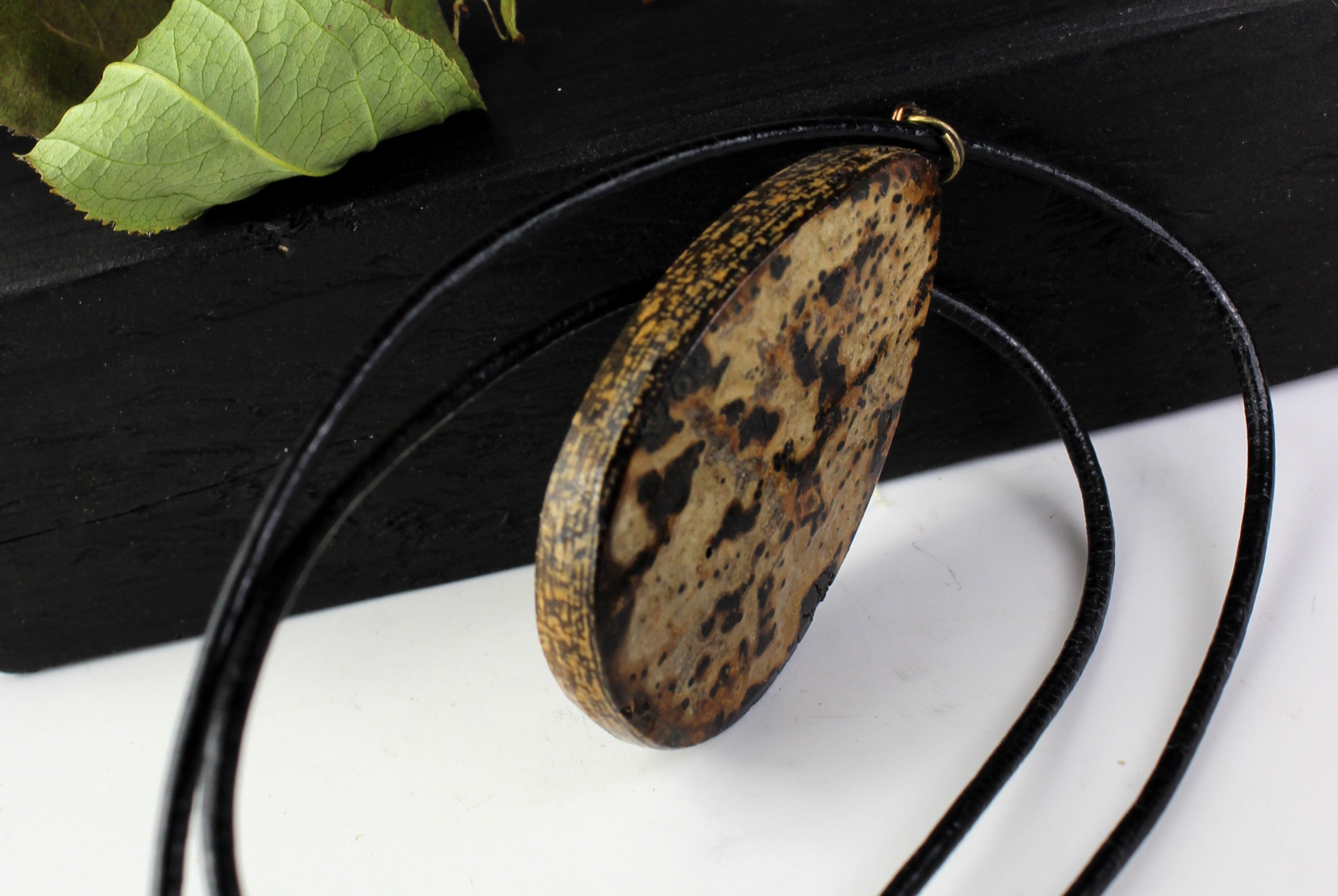 Pearly aspen bark necklace